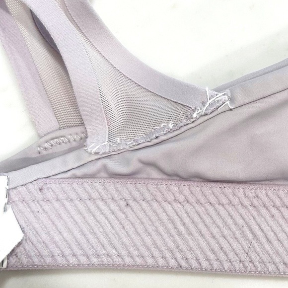 Athleta Advance Sports Bra - 34C - Shasta Purple / Lavender - Repaired! - Picture 7 of 7